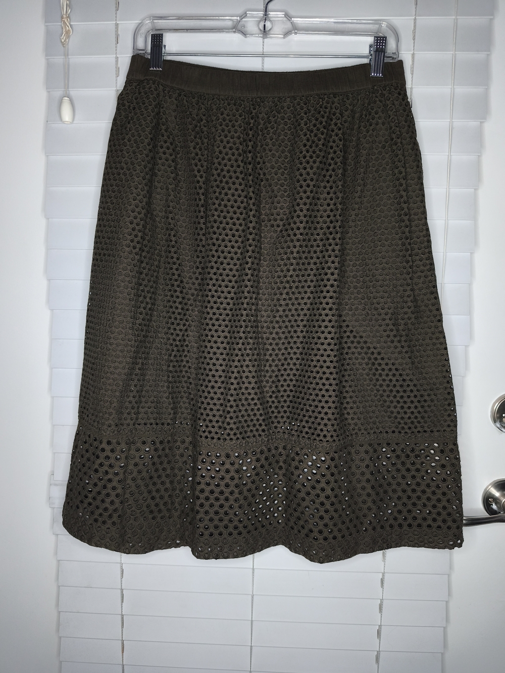 Madewell Brown Eyelet Lace Midi Skirt Elastic Waist Size S Cutout A-Line
